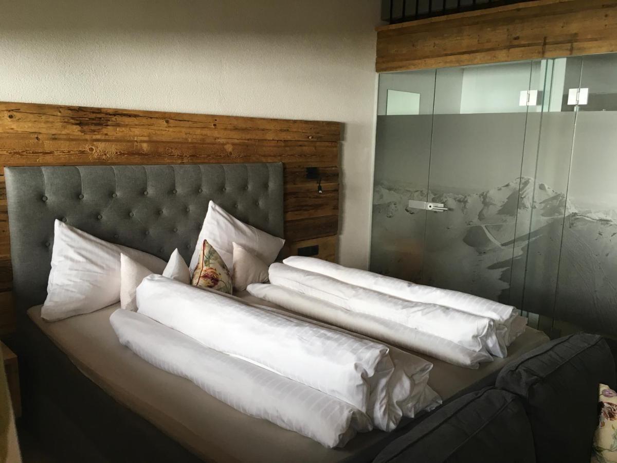 Dorf Alm Hotel Obergurgl Bagian luar foto